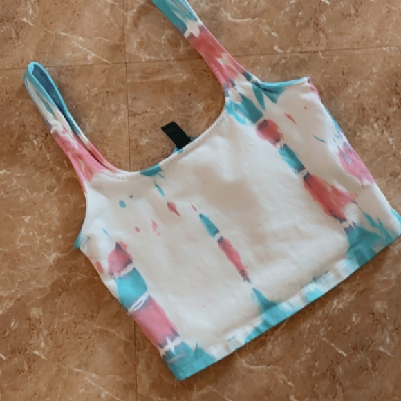 Custom Made Crop Tops - Picture 3 of 4